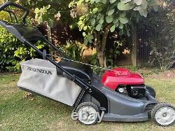 Honda HRX476 Self Propelled Petrol Lawn Mower