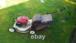 Honda izy self propelled petrol lawn mower 21 inch