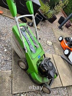 Viking MB655VM Self Propelled Petrol Lawnmower with two extra Blades (Stihl)